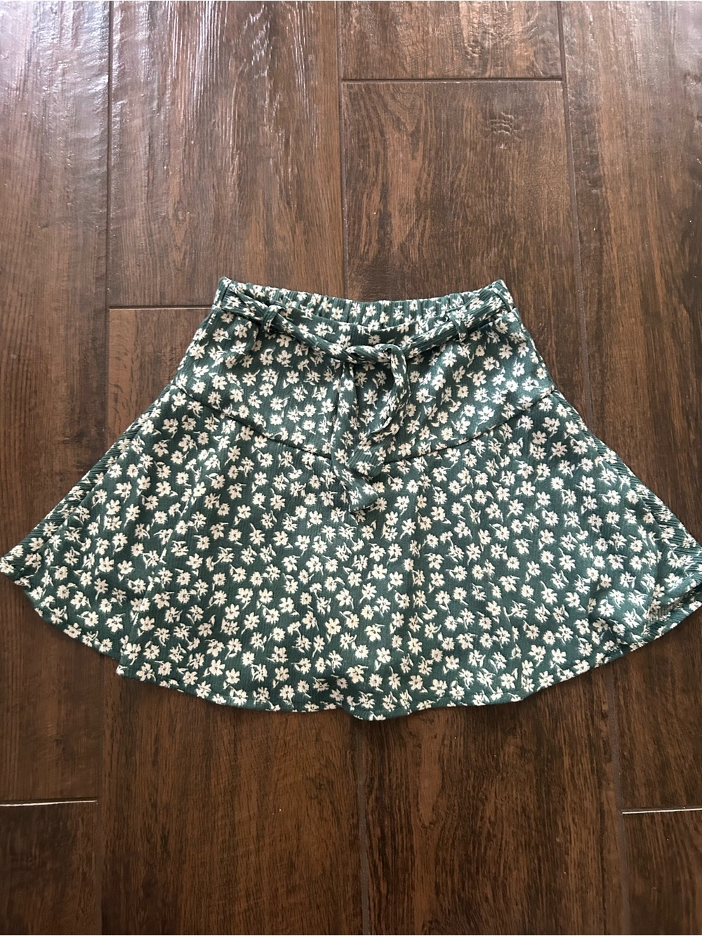 Zara Green Floral Tie-Waist Skirt